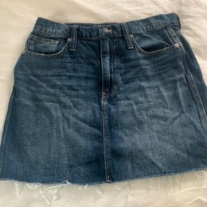 Madewell distressed jean skirt